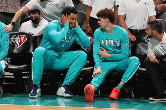 周鹏在这一 周鹏在这一