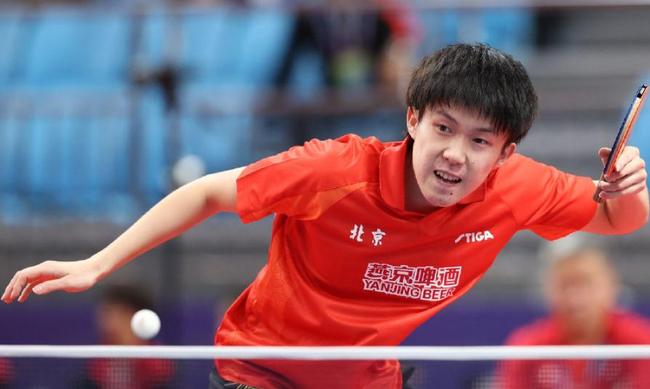 他被解雇的 他被解雇的