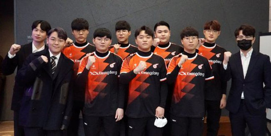 向以稳定和 向以稳定和