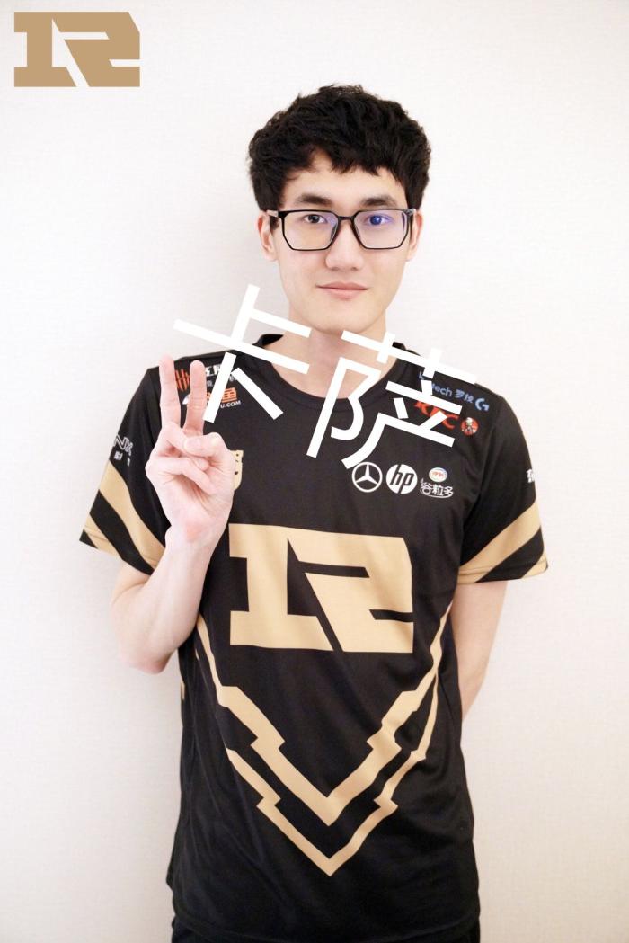 硬闯赛场 硬闯赛场