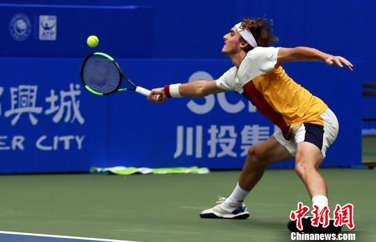 本届赛事开 本届赛事开