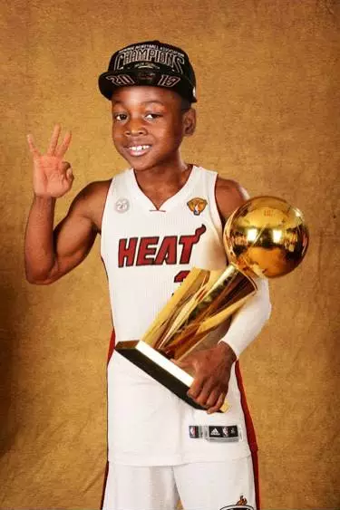 被压制在低 被压制在低